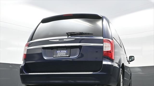 2012 Chrysler Town and Country Touring-L