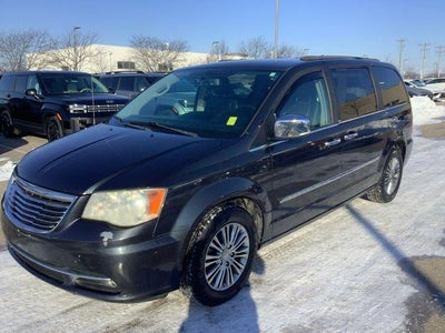 Photo of a 2014 Chrysler Town And Country Touring-L 4DR Mini-Van for sale