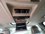 2016 Town and Country Thumbnail 14