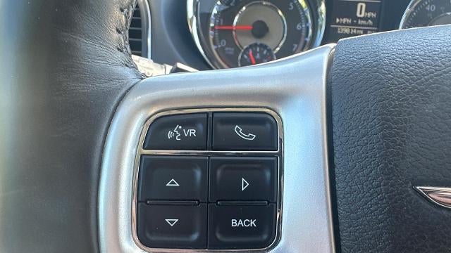 2016 Chrysler Town and Country Touring-L