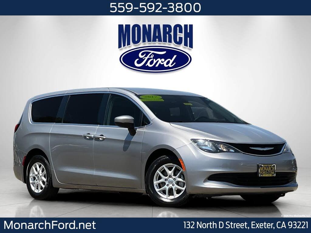 2017 Chrysler Pacifica - $13,995