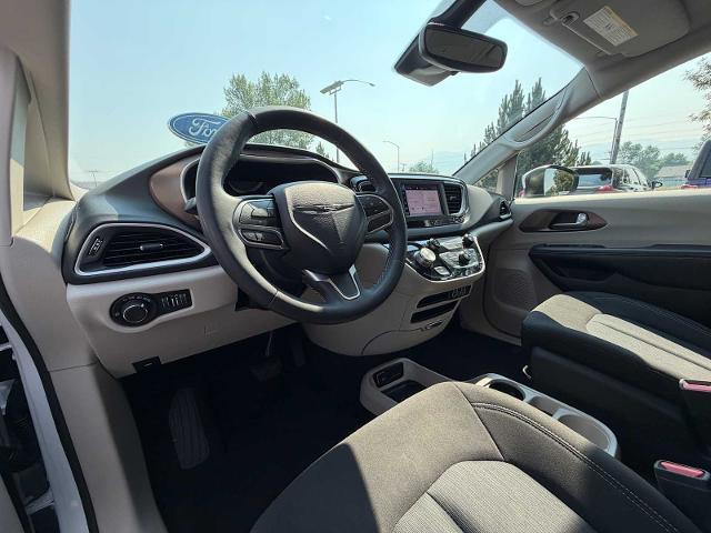 2023 Chrysler Voyager - $20,000