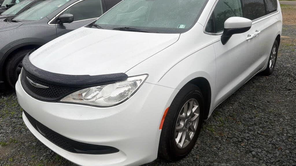 Preowned 2023 Chrysler Voyager LX for Sale