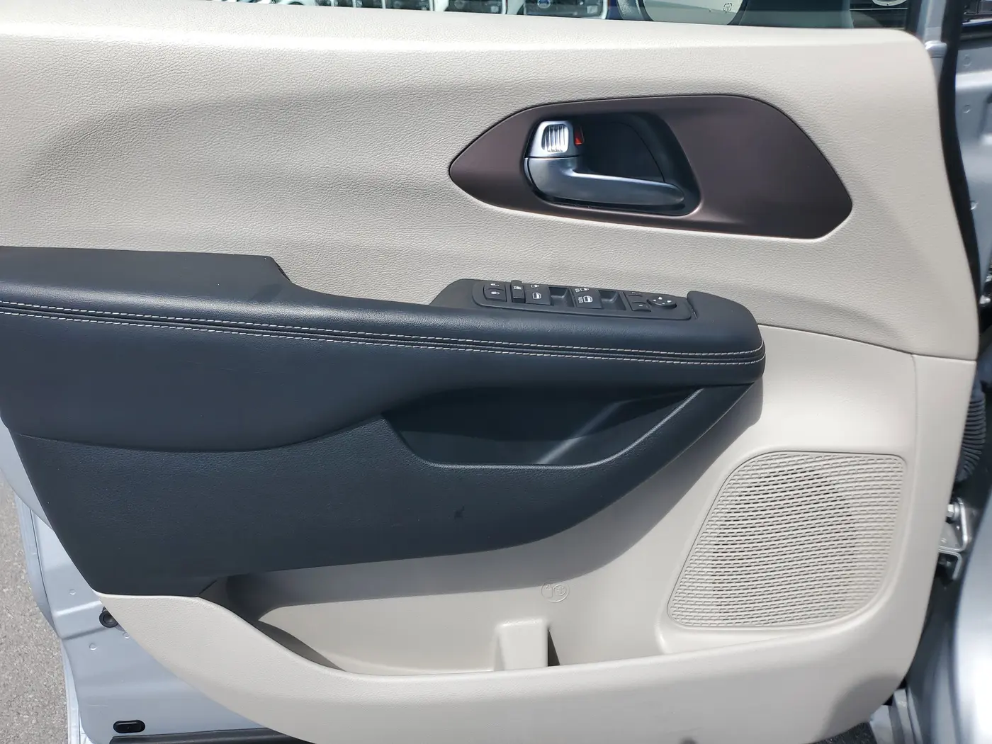 2023 Chrysler Voyager - $19,790