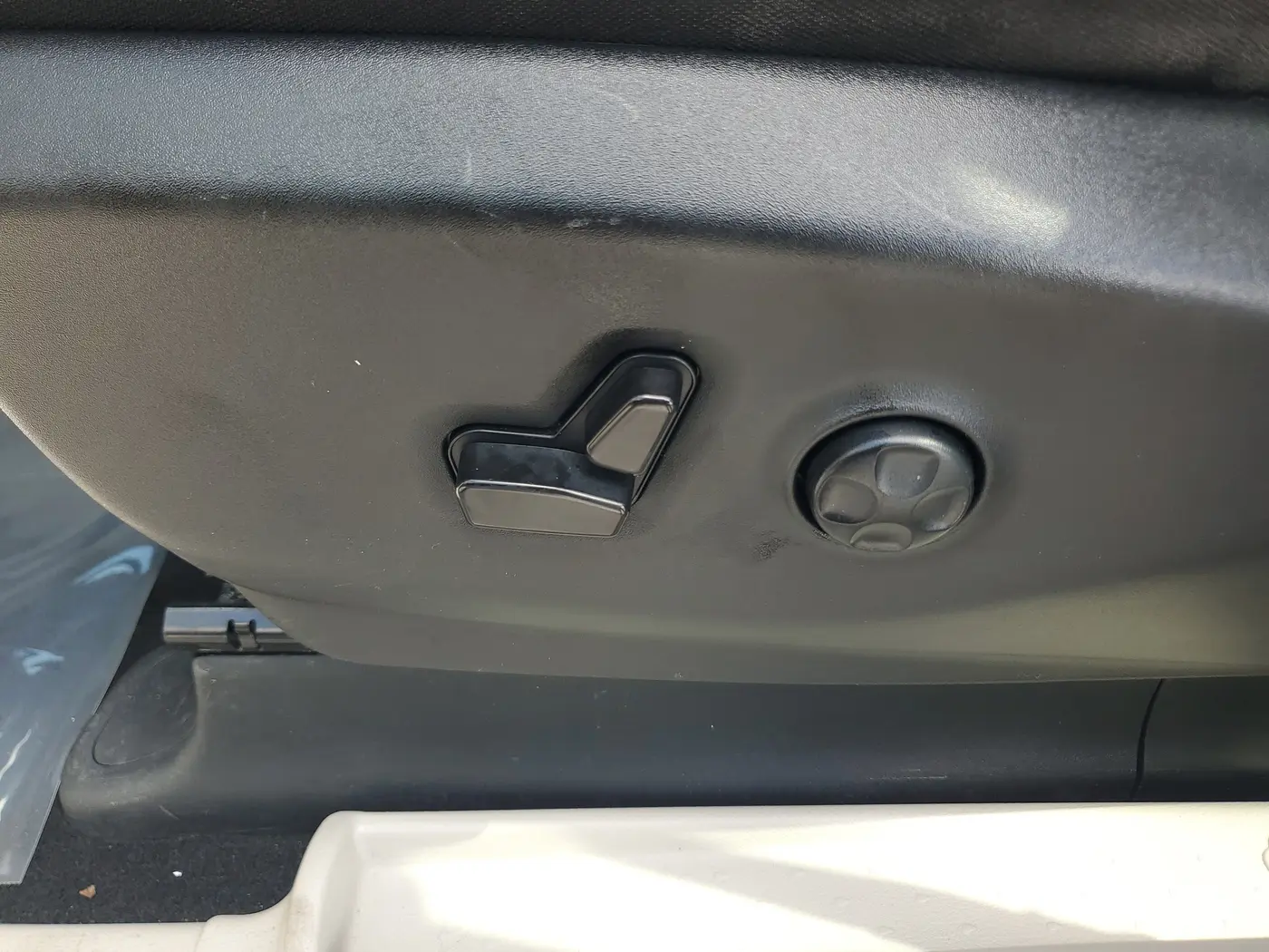 2023 Chrysler Voyager - $19,790