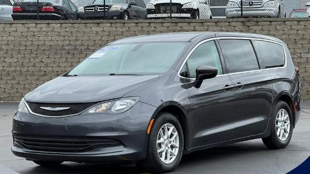 Preowned 2017 Chrysler Pacifica Touring for Sale
