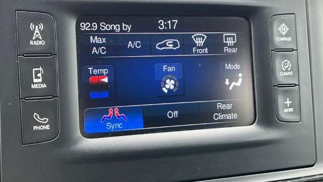 2017 Chrysler Pacifica Touring