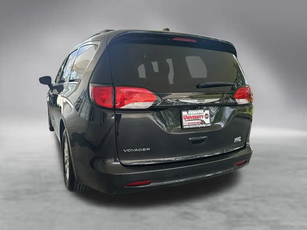 2021 Chrysler Voyager - $11,935