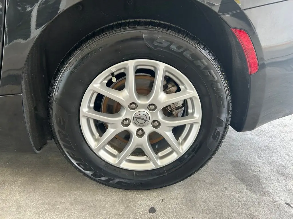 2021 Chrysler Voyager - $11,935