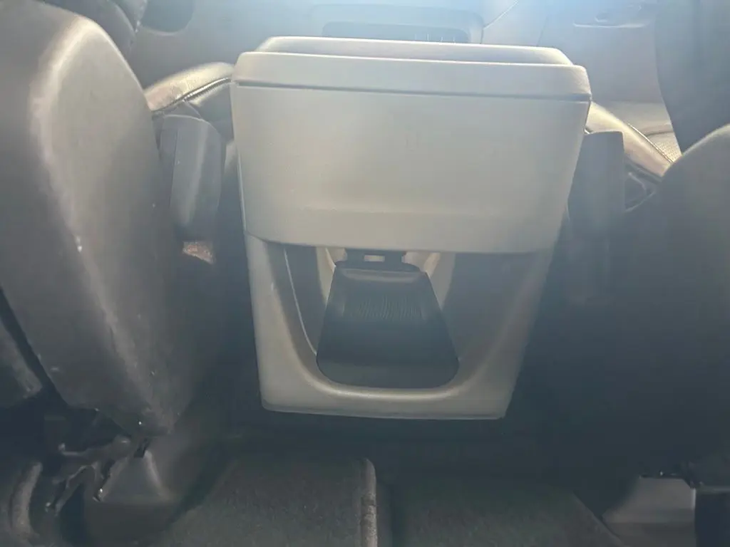 2021 Chrysler Voyager - $11,935