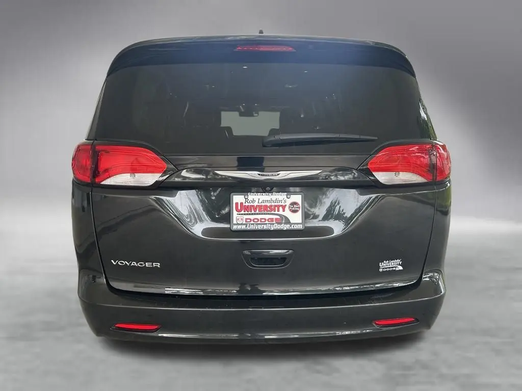 2021 Chrysler Voyager - $11,935