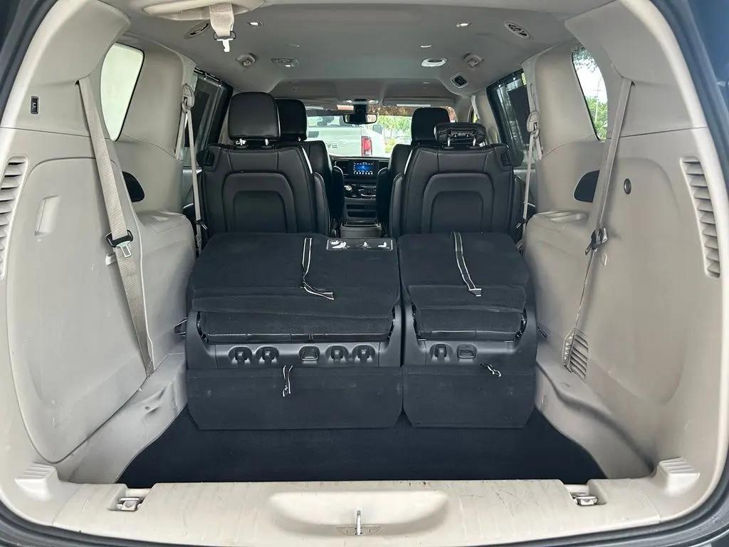 2021 Chrysler Voyager - $11,935