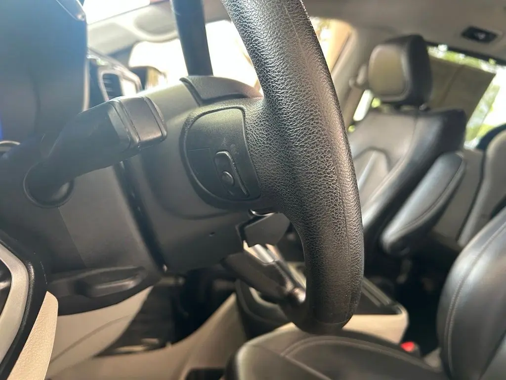 2021 Chrysler Voyager - $11,935