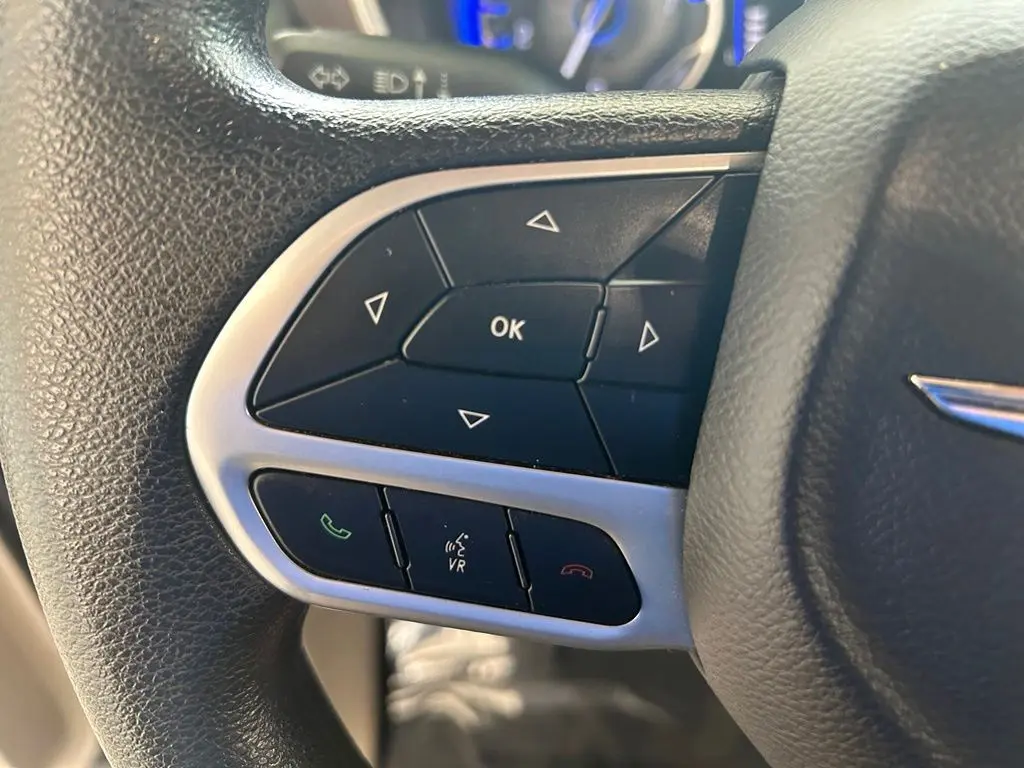 2021 Chrysler Voyager - $11,935