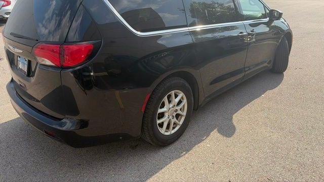 2020 Chrysler Voyager LXi