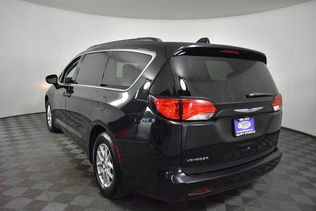 2020 Chrysler Voyager - $8,262