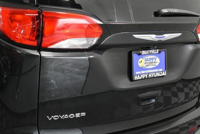 2020 Chrysler Voyager - $8,262