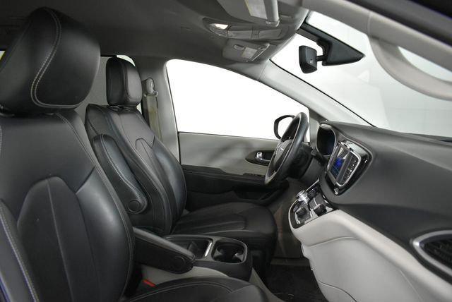 2020 Chrysler Voyager - $8,262