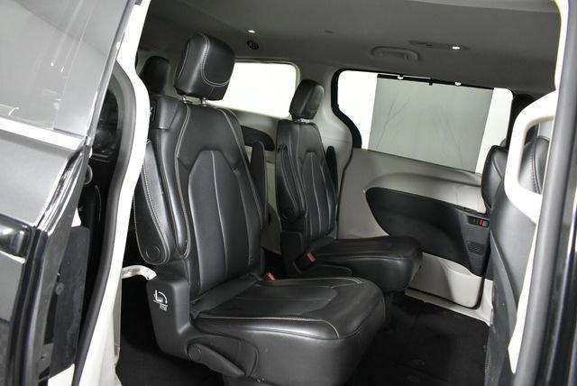 2020 Chrysler Voyager - $8,262