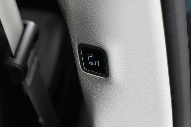 2020 Chrysler Voyager - $8,262