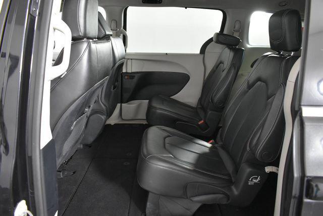 2020 Chrysler Voyager - $8,262