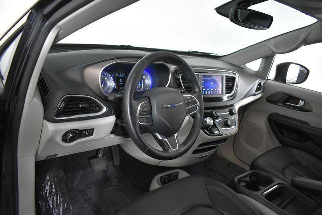 2020 Chrysler Voyager - $8,262