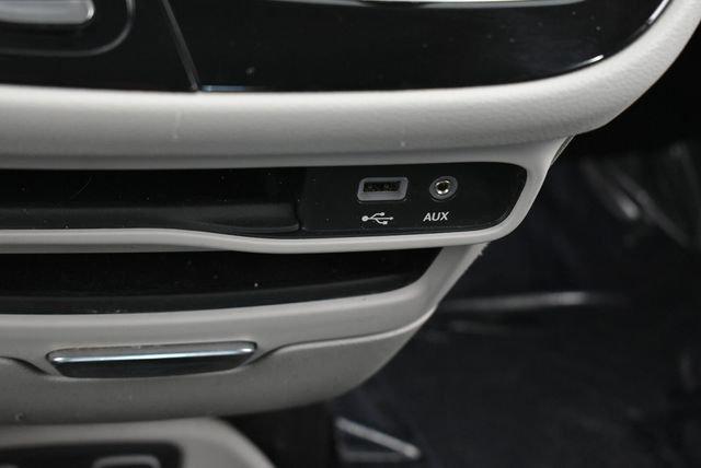 2020 Chrysler Voyager - $8,262