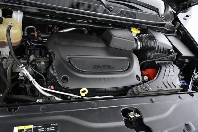 2020 Chrysler Voyager - $8,262