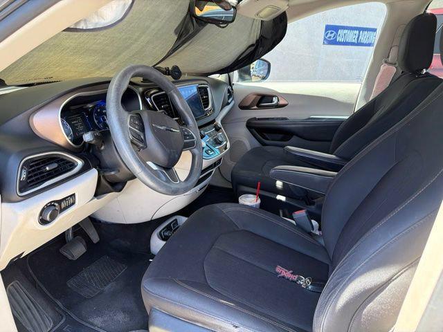 2017 Chrysler Pacifica - $11,995