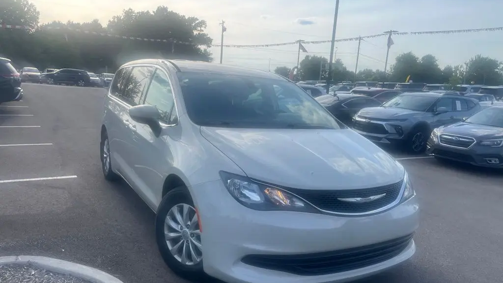 2017 Chrysler Pacifica Touring