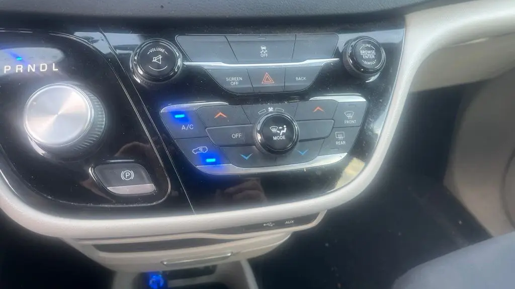 2017 Chrysler Pacifica Touring