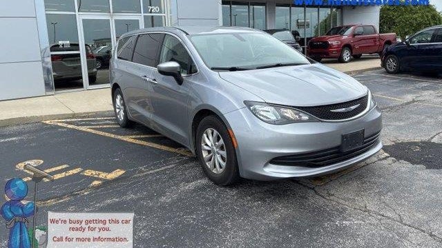 Preowned 2017 Chrysler Pacifica Touring for Sale