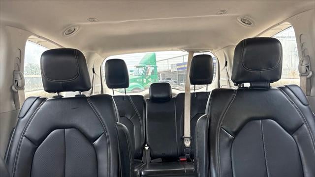 2020 Chrysler Voyager LXi