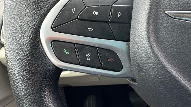 2020 Chrysler Voyager LXi