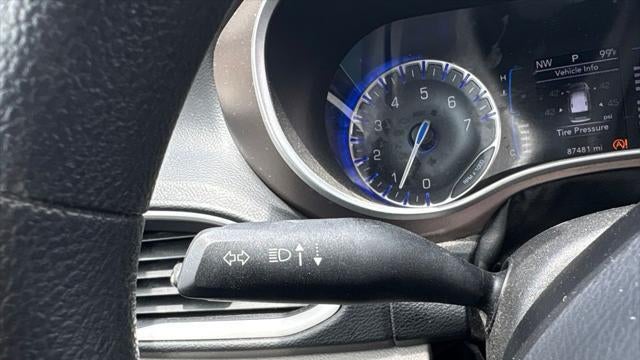 2020 Chrysler Voyager LXi