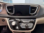 2017 Pacifica Thumbnail 9