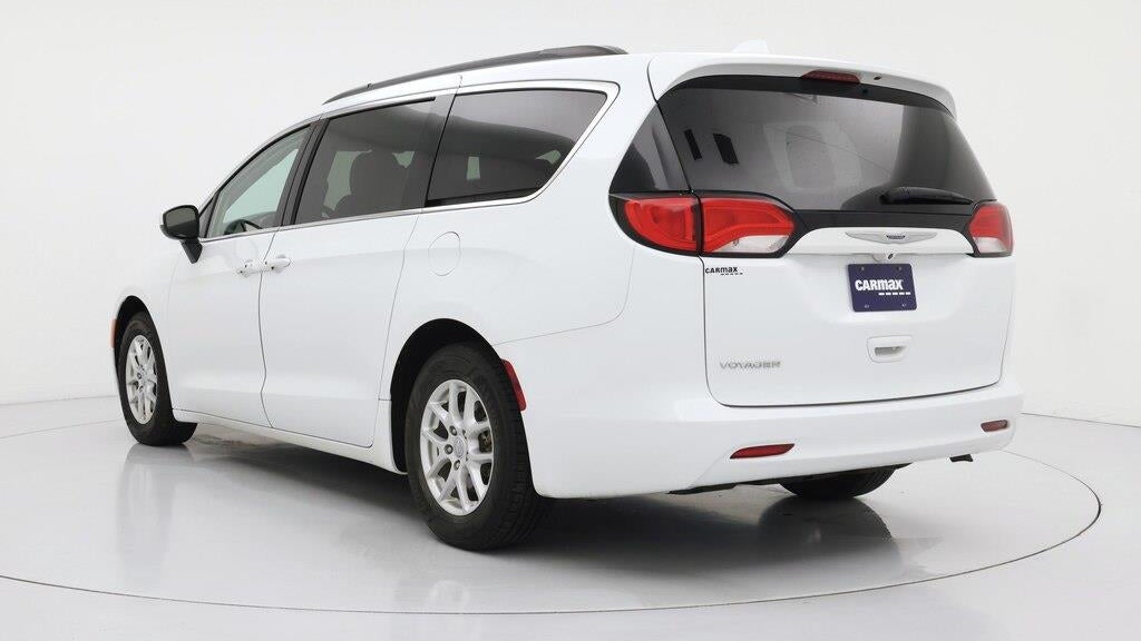 2020 Chrysler Voyager LXi