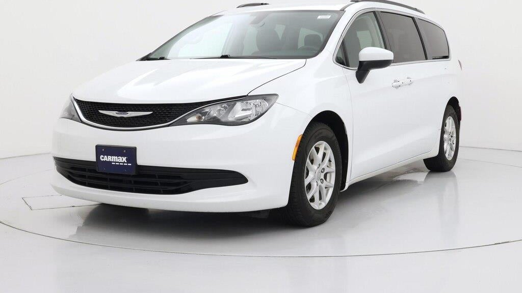 2020 Chrysler Voyager LXi