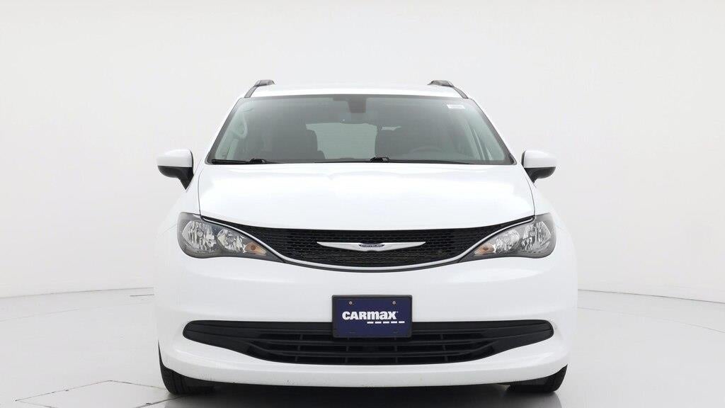 2020 Chrysler Voyager LXi