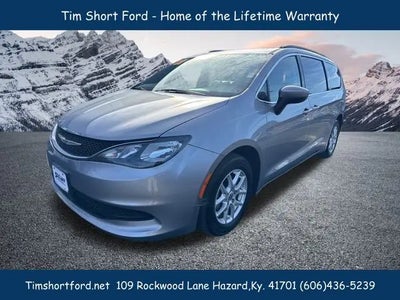 Photo of a 2021 Chrysler Voyager LXI 4DR Mini-Van for sale