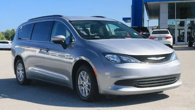 2020 Chrysler Voyager LXi