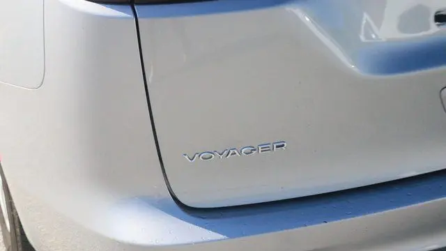 2020 Chrysler Voyager LXi