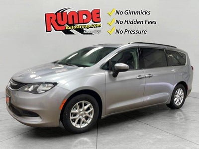 2021 Chrysler Voyager LXI 4DR Mini-Van