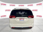 2017 Pacifica Thumbnail 4