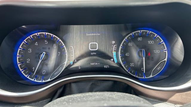 2017 Chrysler Pacifica Touring-L Plus