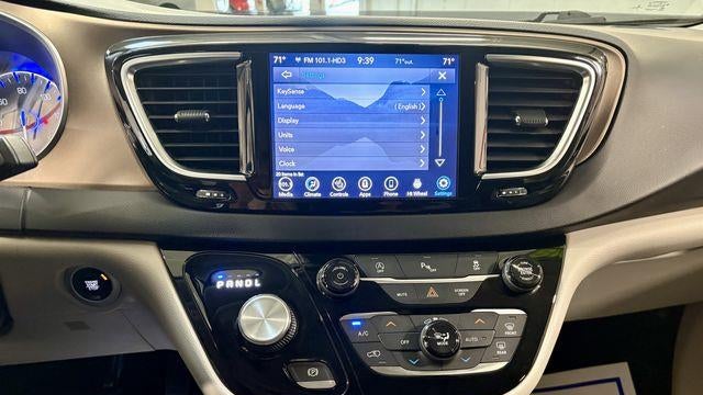 2018 Chrysler Pacifica Touring L Plus