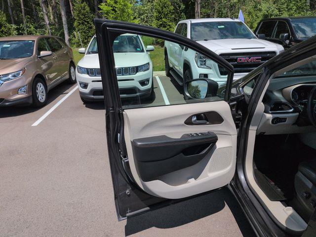 2018 Chrysler Pacifica - $14,263