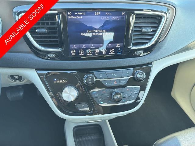 2018 Chrysler Pacifica - $11,279