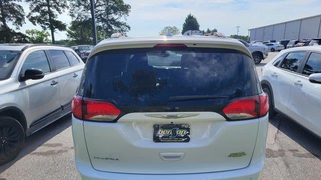 2018 Chrysler Pacifica Touring L Plus