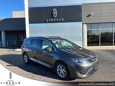 2019 Chrysler Pacifica Touring L Plus 4DR Mini-Van